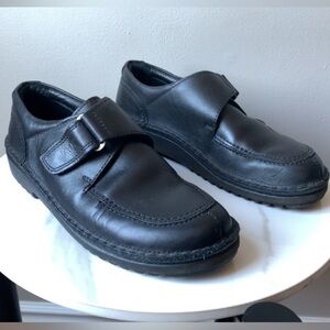 NAOT || Black Leather walking shoes with strap